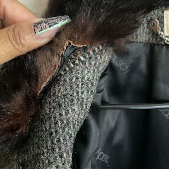 Cassidy Vintage Double Breasted Fur Collar Wool Coat - Picture 13 of 16